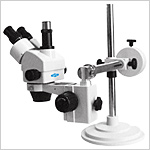 Trinocular Stereozoom Microscope